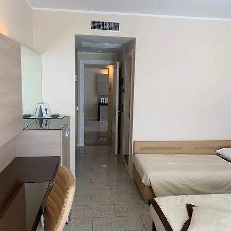 San Carlo 4*